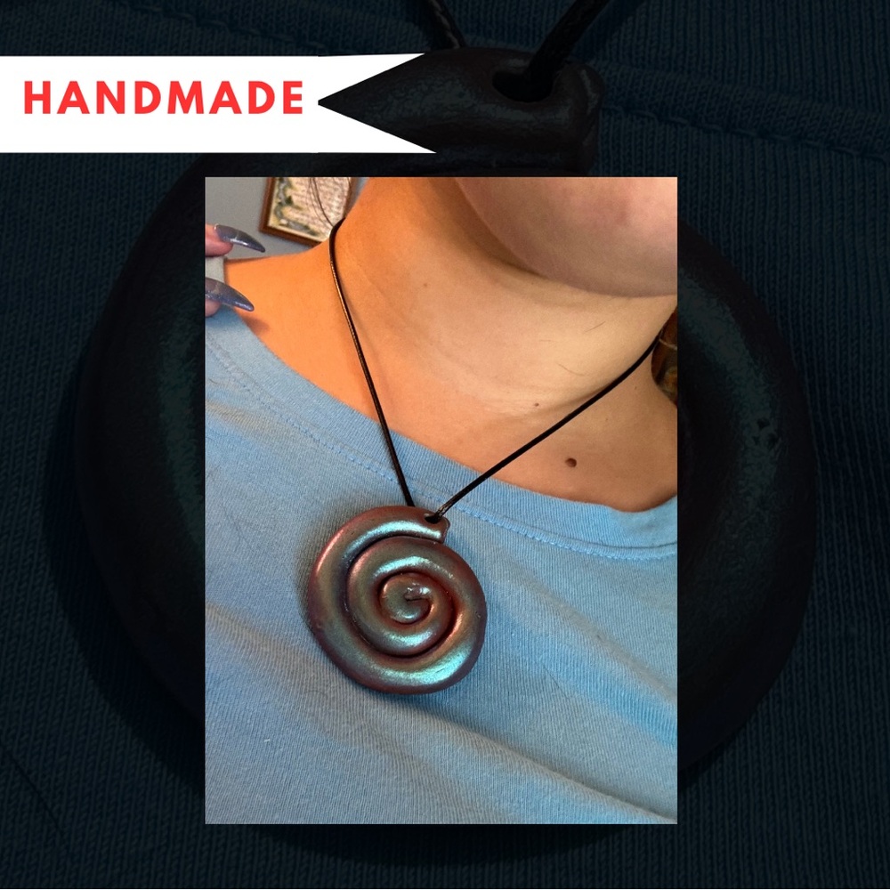 Iridescent Candy Swirl Pendant Necklace